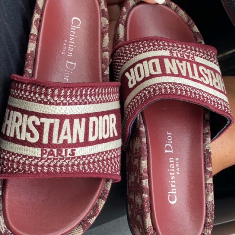 Christian dior wedge slide sheepskin wine